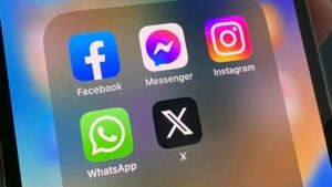 Social media पर लगी पाबंदी, सरकार ने लिया बड़ा फैसला